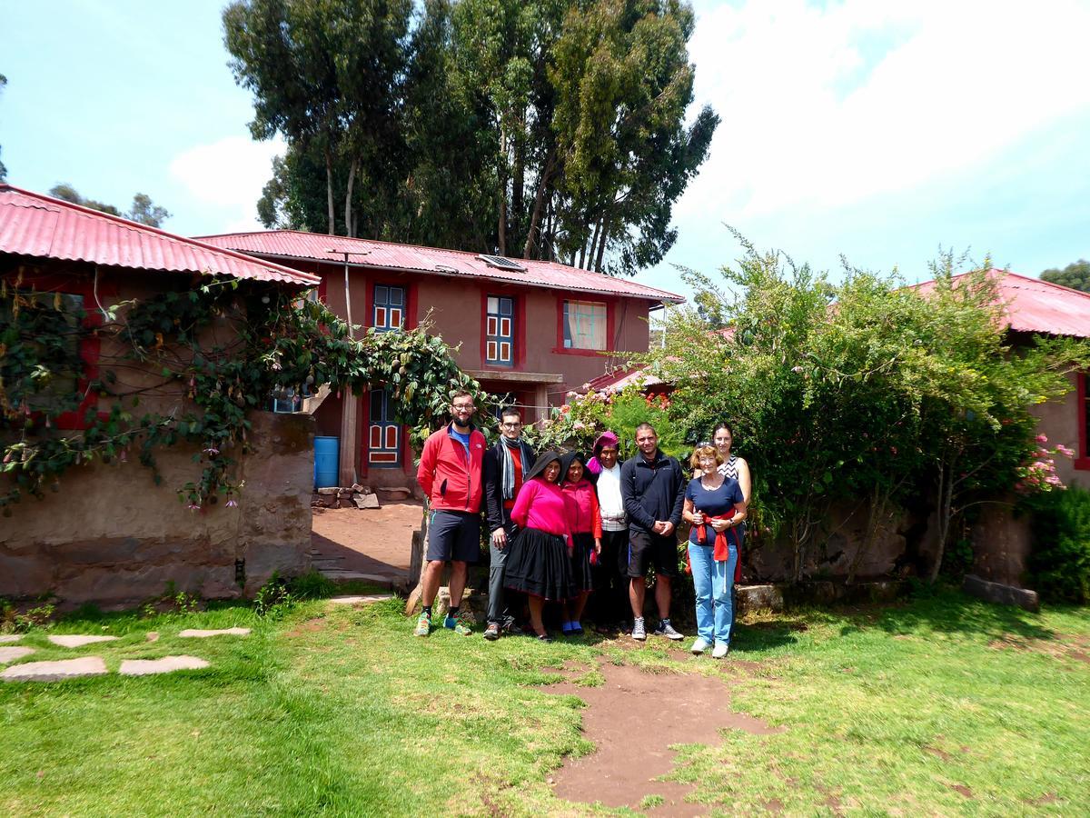 Taquile Familia Celso Hotel Huillanopampa Exterior photo